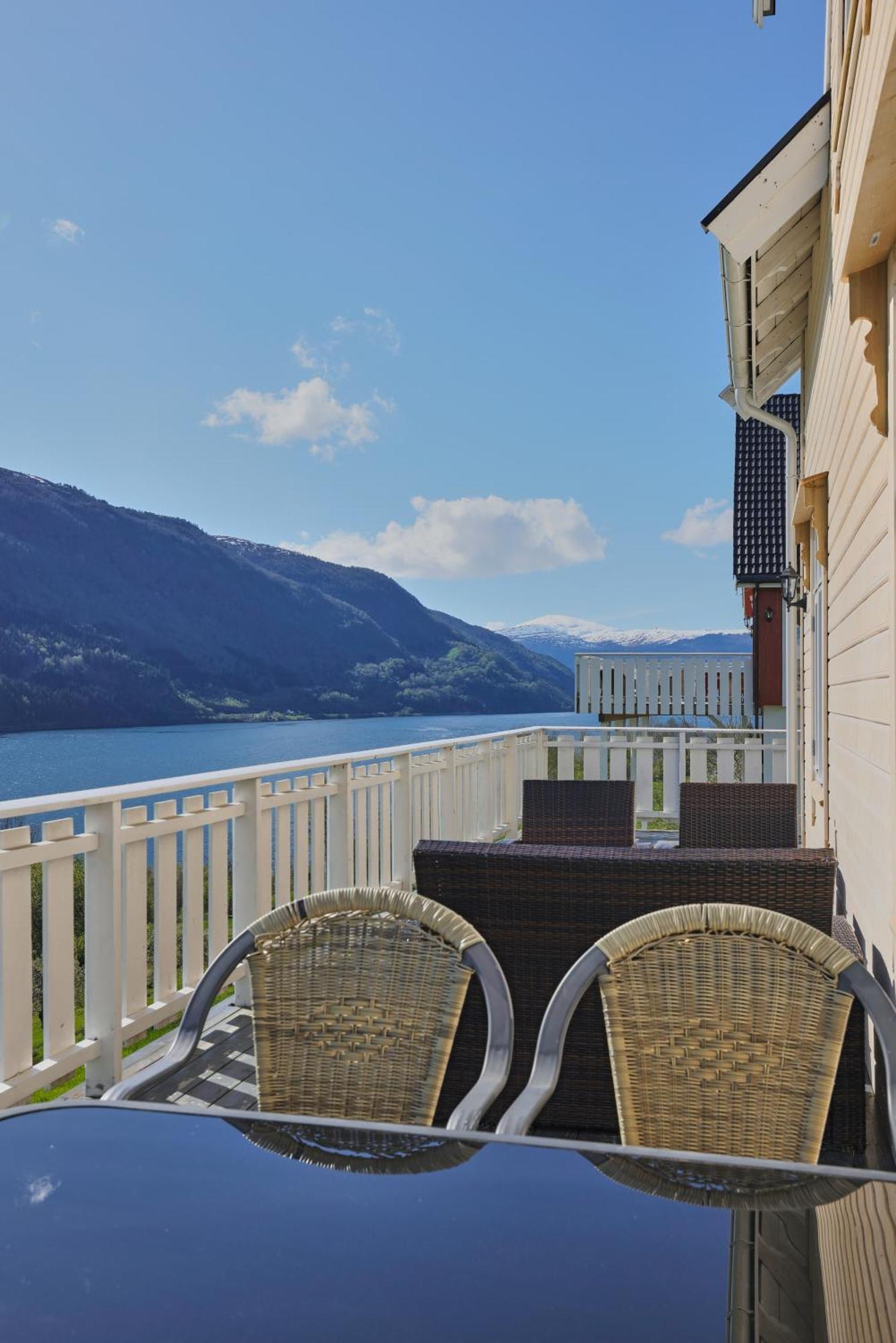 Solheim Gard Villa Stryn Buitenkant foto