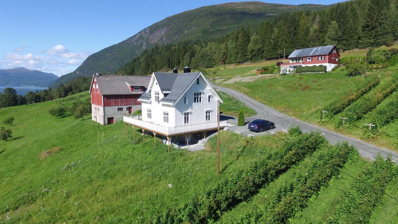 Solheim Gard Villa Stryn Buitenkant foto